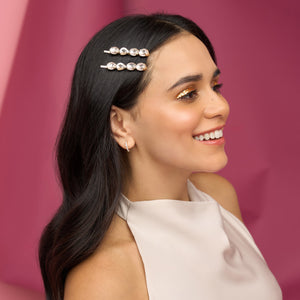 Épingles à cheveux avec pierres précieuses blanches