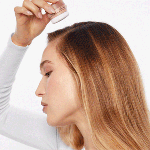 Light Volumizing Rice Protein Dry Shampoo with Puff
